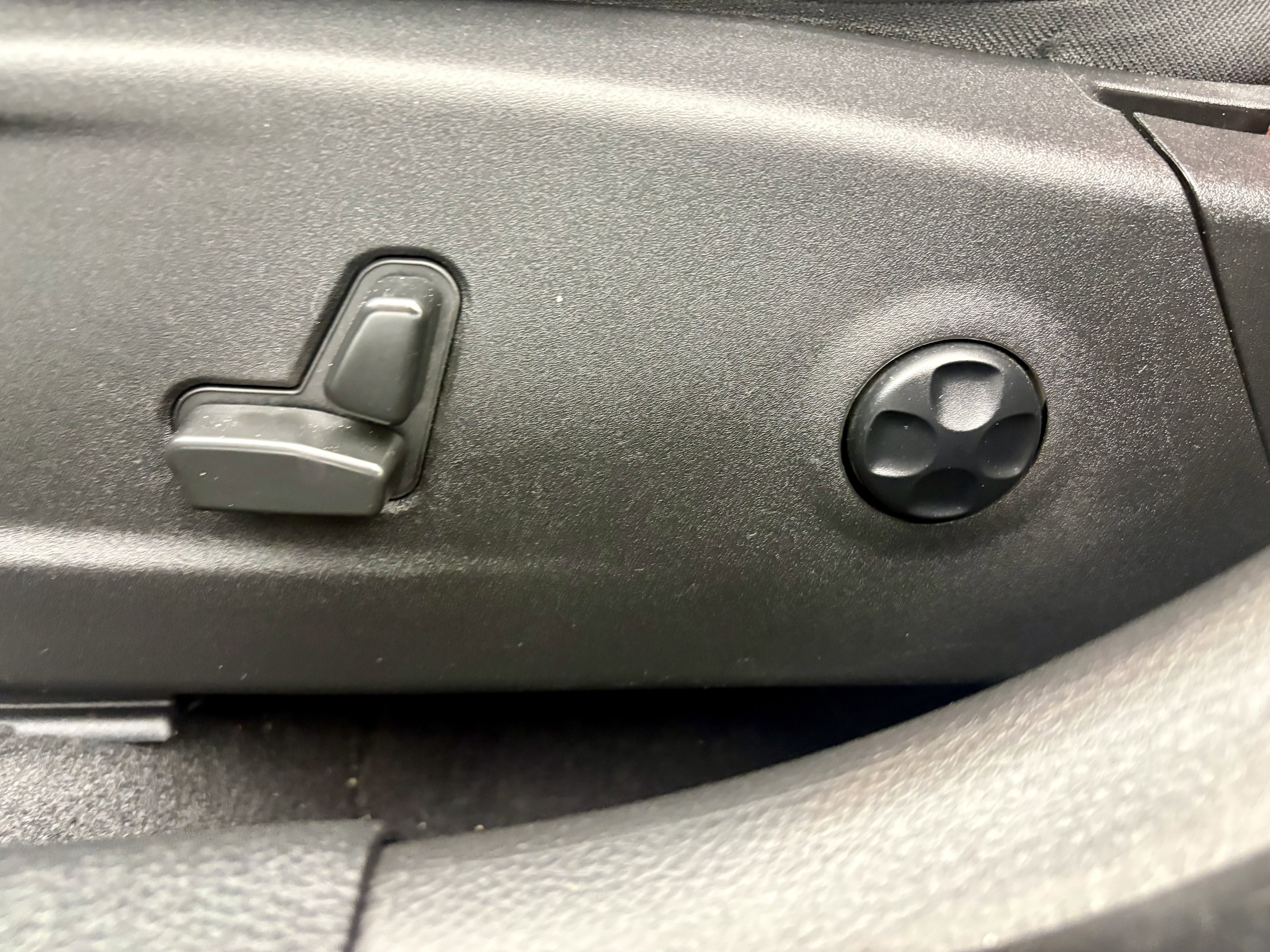 Used 2021 Dodge Charger SRT Hellcat image 12