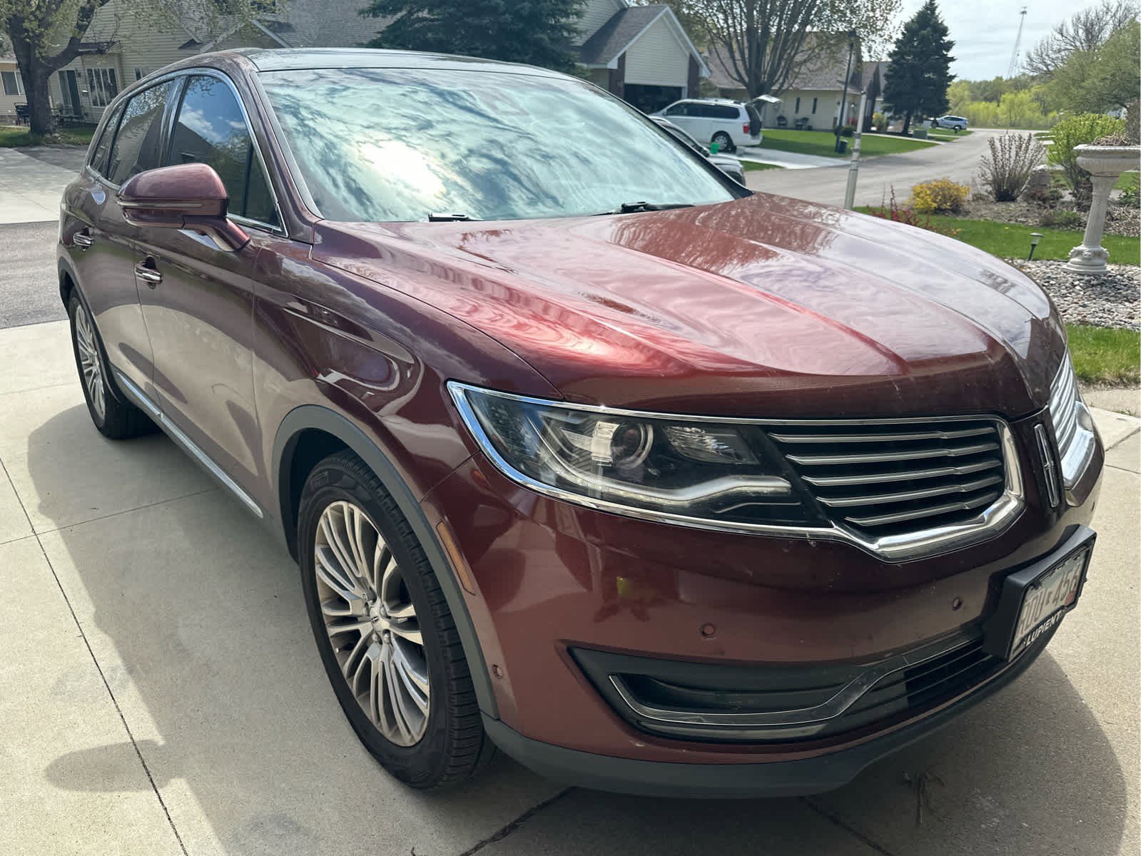 Used 2016 Lincoln MKX Reserve w/ Technology Package FWD image 8