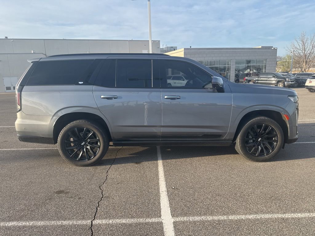 Used 2021 Cadillac Escalade Sport Platinum w/ LPO, ONYX Package image 13