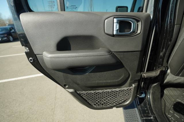 Used 2022 Jeep Wrangler Unlimited Sahara 4xe w/ Cold Weather Group image 16