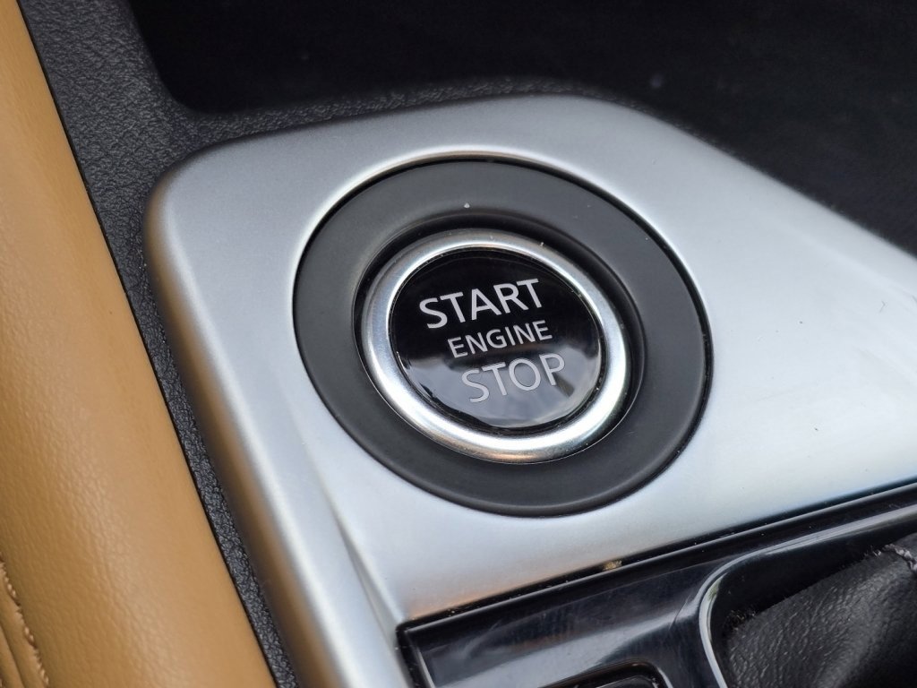 Used 2023 Nissan Sentra SV w/ SV Premium Package image 26