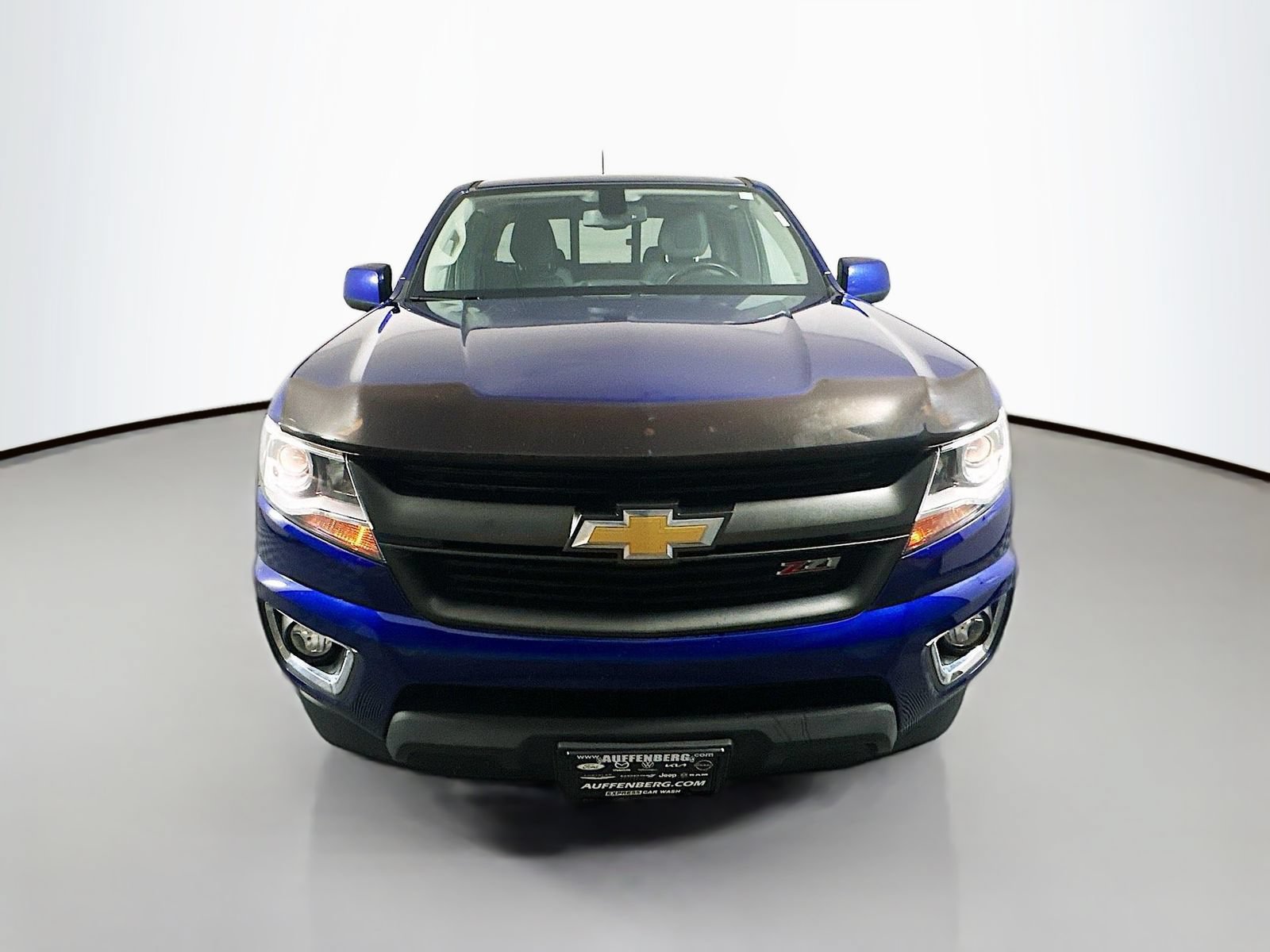 Used 2015 Chevrolet Colorado Z71 AWD/4WD image 2