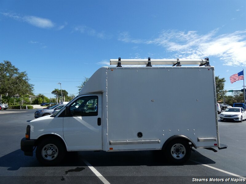 Used 2017 Chevrolet Express 3500 RWD image 27