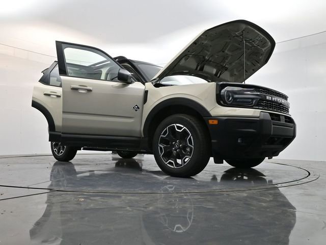 Used 2025 Ford Bronco Sport Outer Banks image 37