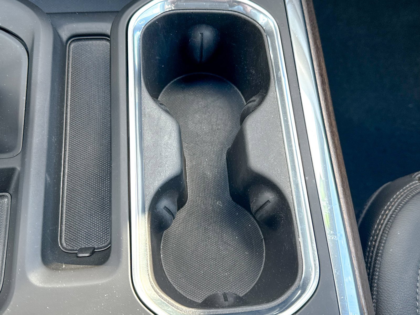 Certified 2022 Chevrolet Silverado 1500 High Country w/ High Country Premium Package image 34