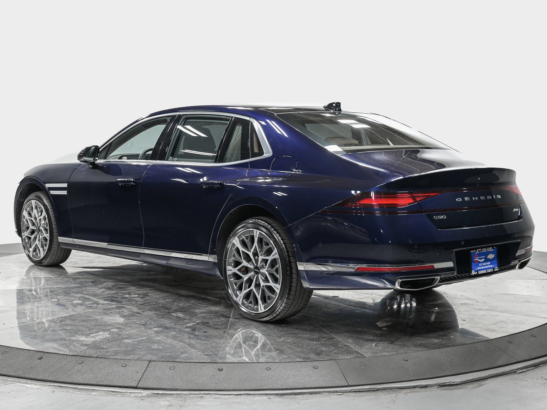 Used 2023 Genesis G90 3.5T AWD/4WD image 4