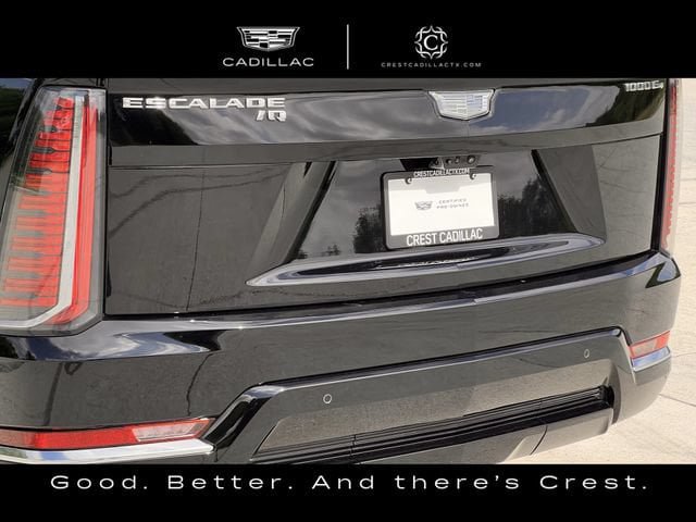 Certified 2025 Cadillac Escalade IQ Luxury 2 w/ LPO, Premium Carpet Package AWD/4WD image 9