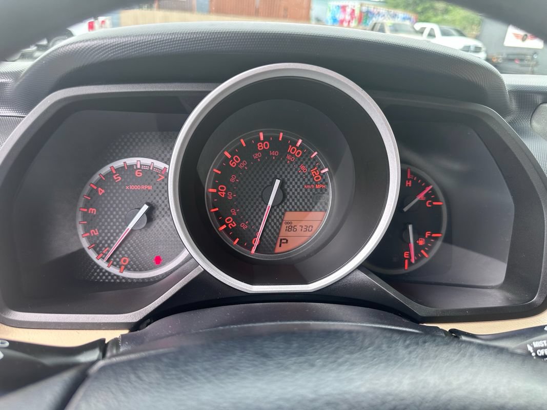Used 2012 Toyota 4Runner SR5 AWD/4WD image 18