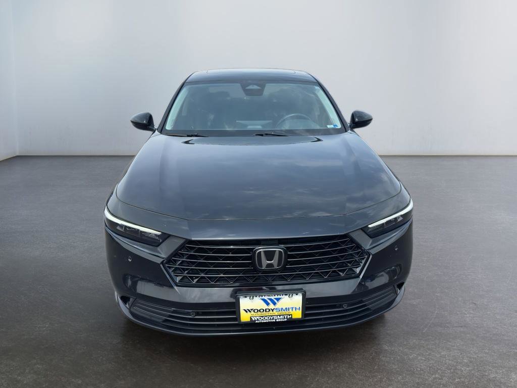 Used 2023 Honda Accord EX-L image 2