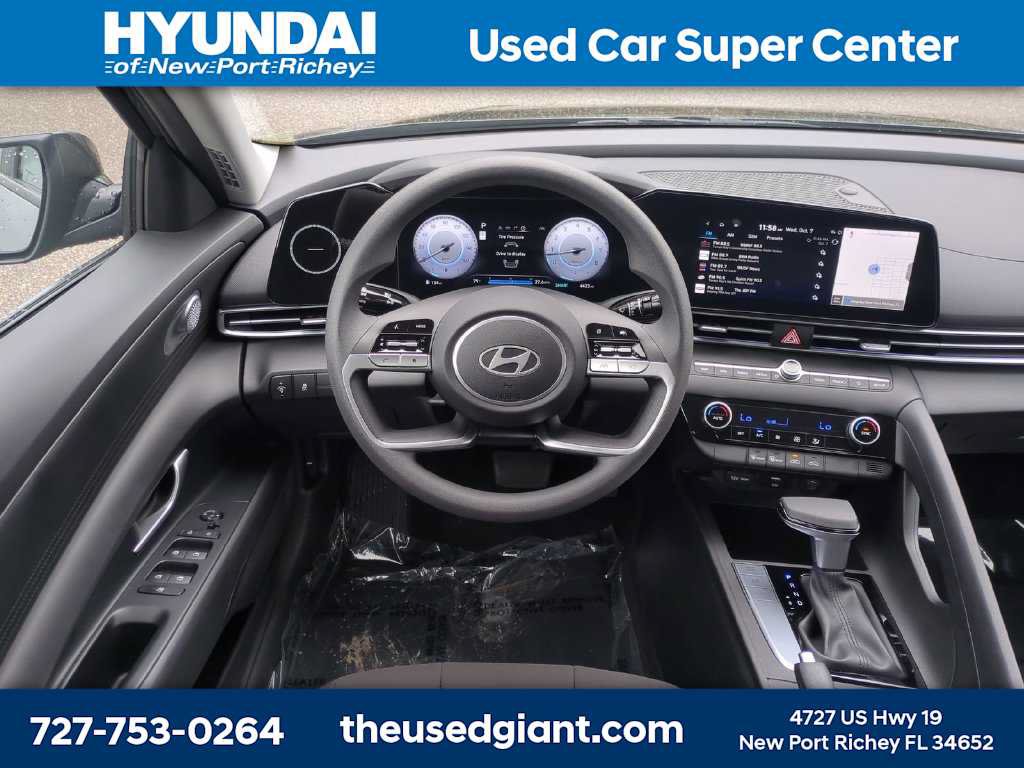 Certified 2024 Hyundai Elantra SEL FWD image 16