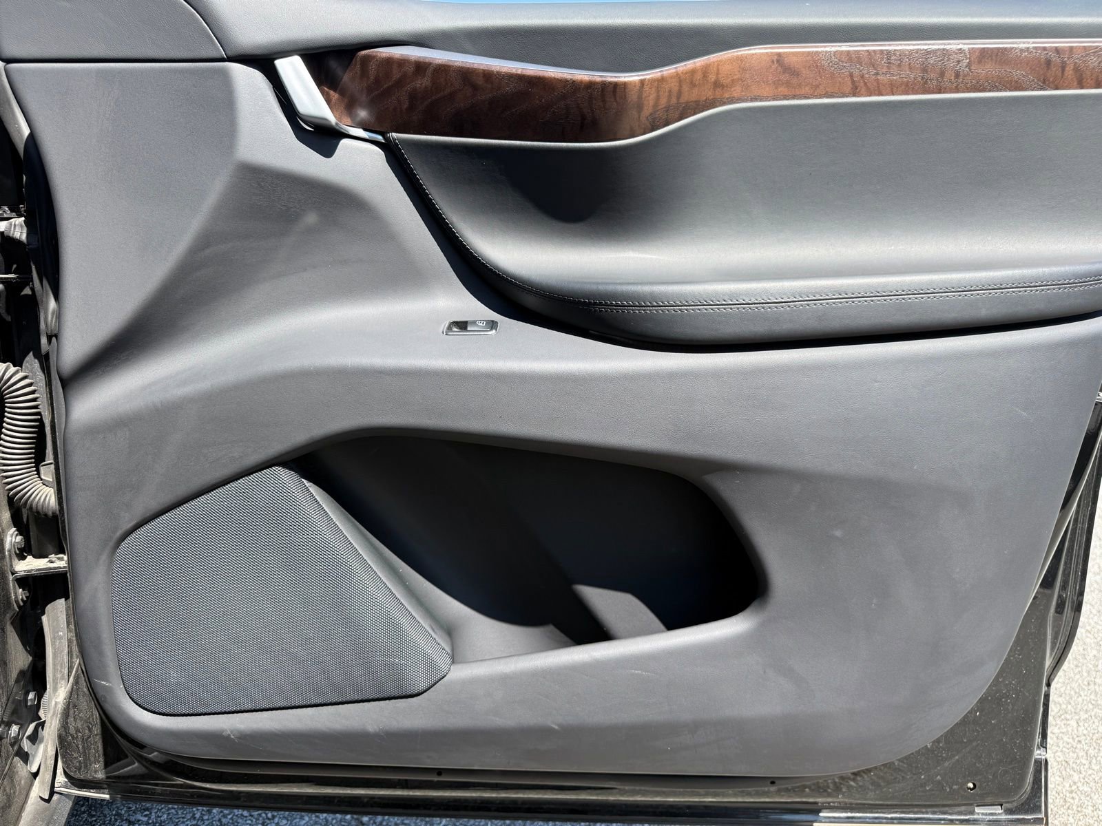 Used 2019 Tesla Model X AWD/4WD image 45