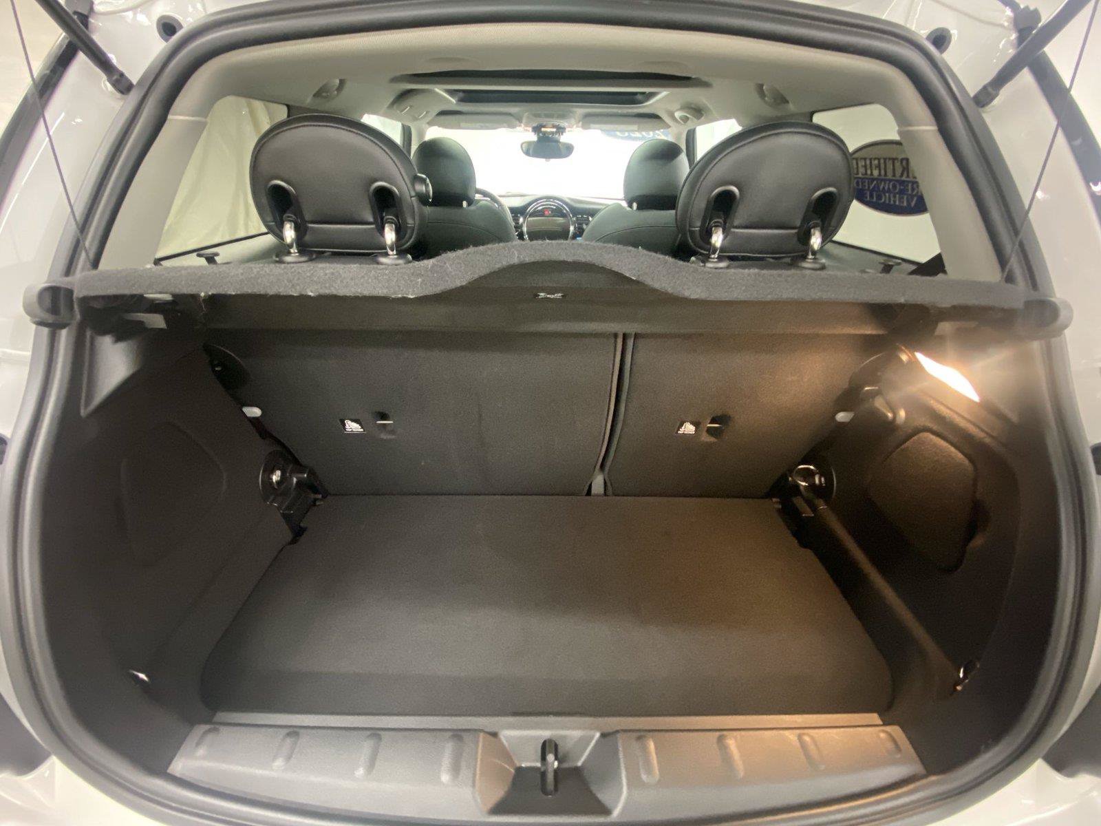 Used 2023 MINI Cooper SE FWD image 25