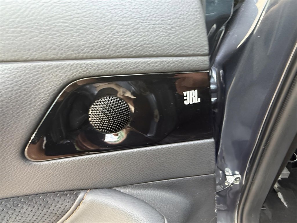 Used 2020 Toyota Avalon Touring image 47