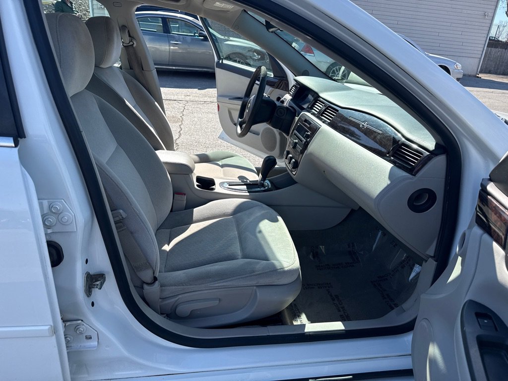 Used 2012 Chevrolet Impala LS FWD image 12