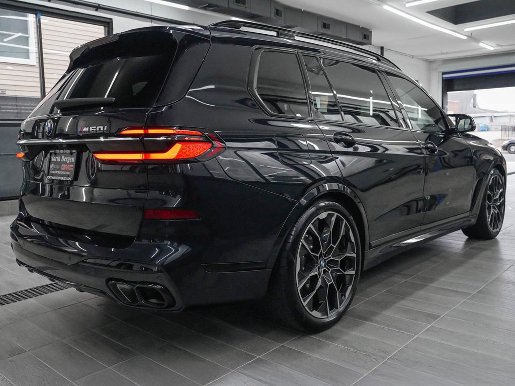 Used 2023 BMW X7 M60i w/ Executive Package image 8