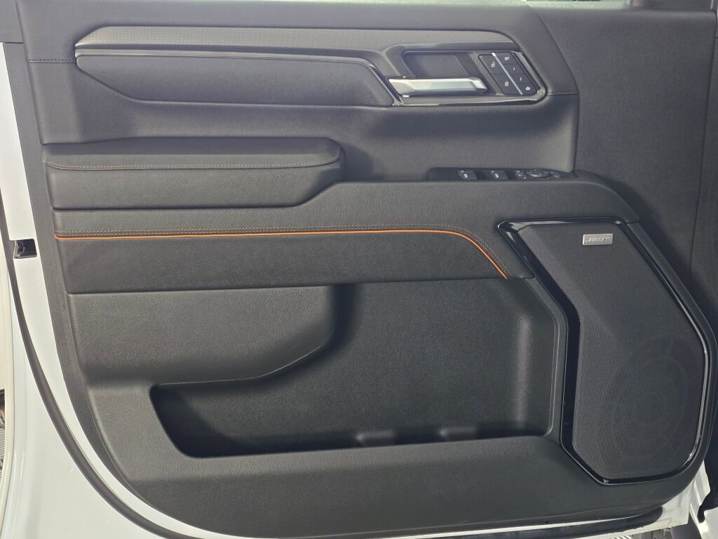 Used 2024 GMC Sierra 2500 AT4 w/ AT4 Premium Plus Package image 19