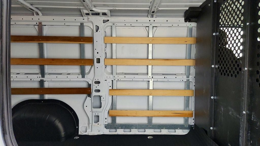 Used 2025 RAM ProMaster 2500 w/ U-Haul Equipment Group FWD image 23