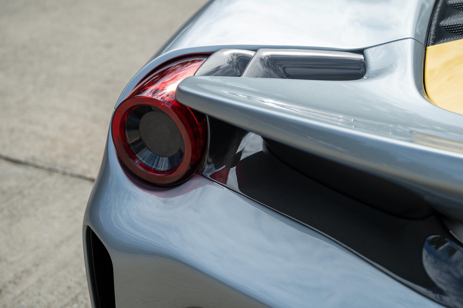Used 2020 Ferrari 488 Pista Spider RWD image 24