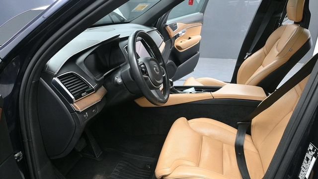 Used 2017 Volvo XC90 T6 Inscription w/ Vision Package AWD/4WD image 16