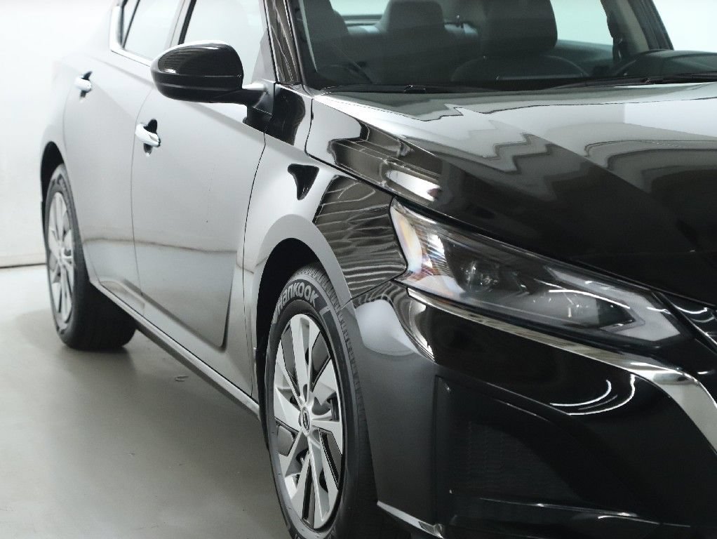 Used 2023 Nissan Altima 2.5 S FWD image 9