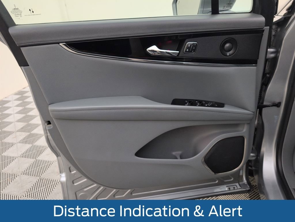 Used 2022 Lincoln Nautilus Reserve w/ Equipment Group 201A image 38