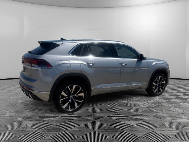 New 2026 Volkswagen Atlas Cross Sport SEL Premium R-Line AWD/4WD image 5