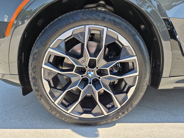 New 2027 BMW X7 xDrive40i w/ Executive Package AWD/4WD image 10