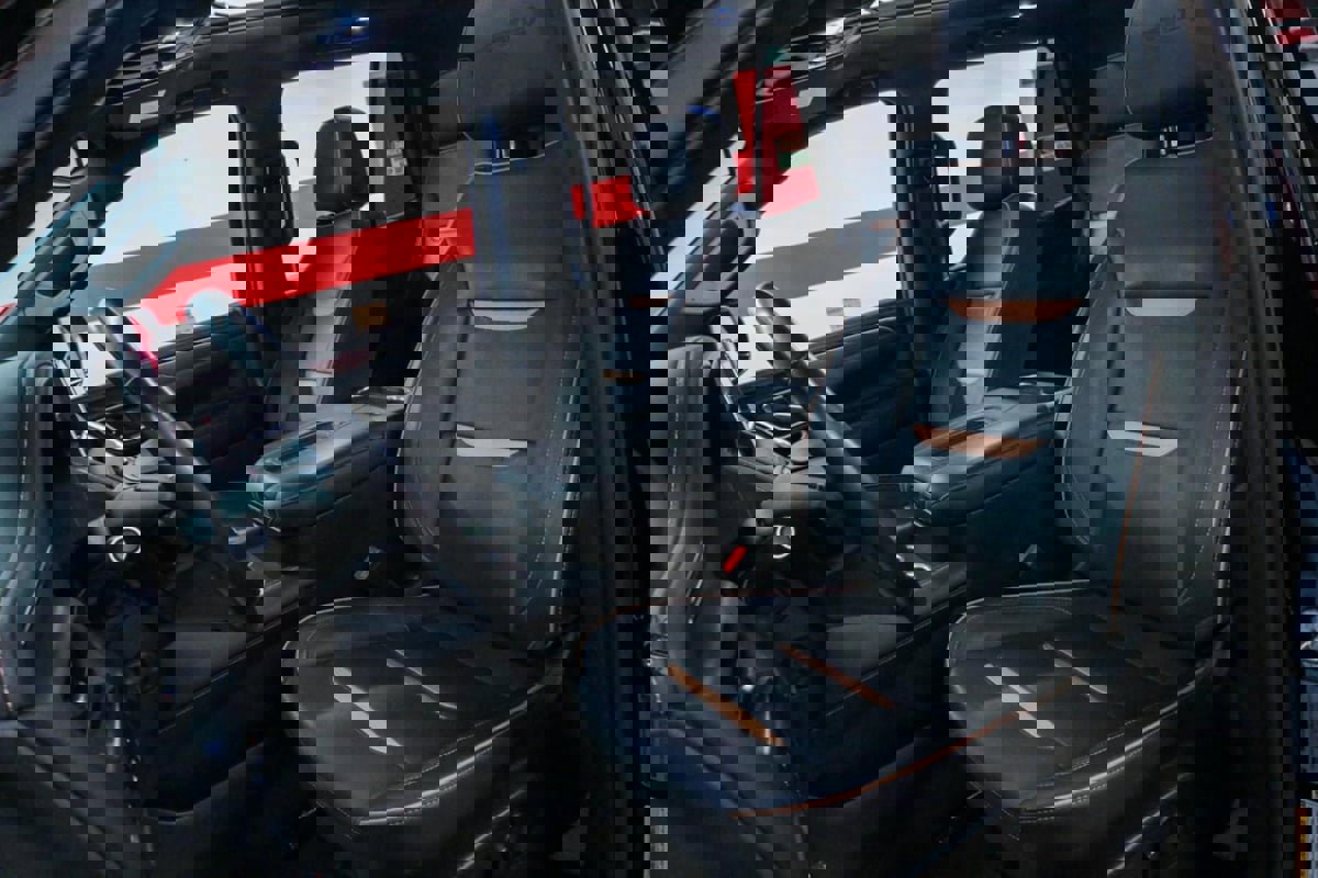 Used 2022 GMC Yukon AT4 image 10