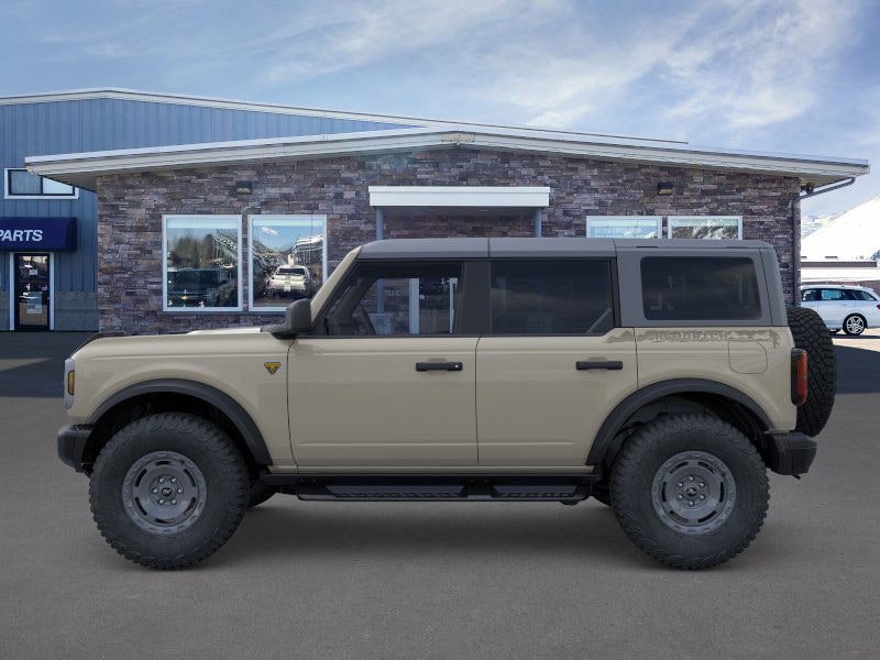 New 2025 Ford Bronco Badlands w/ Sasquatch Package AWD/4WD image 3