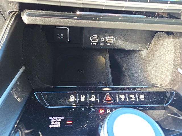 Used 2023 Jeep Wagoneer 4WD w/ Premium Group I image 27