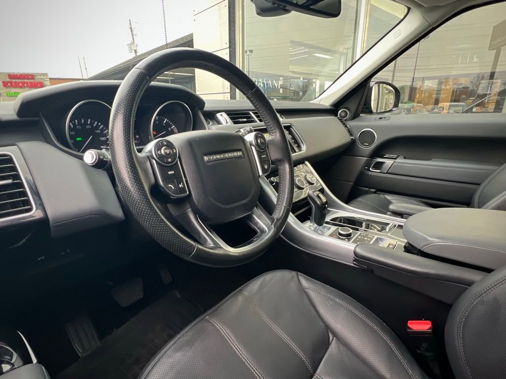 Used 2014 Land Rover Range Rover Sport HSE image 15