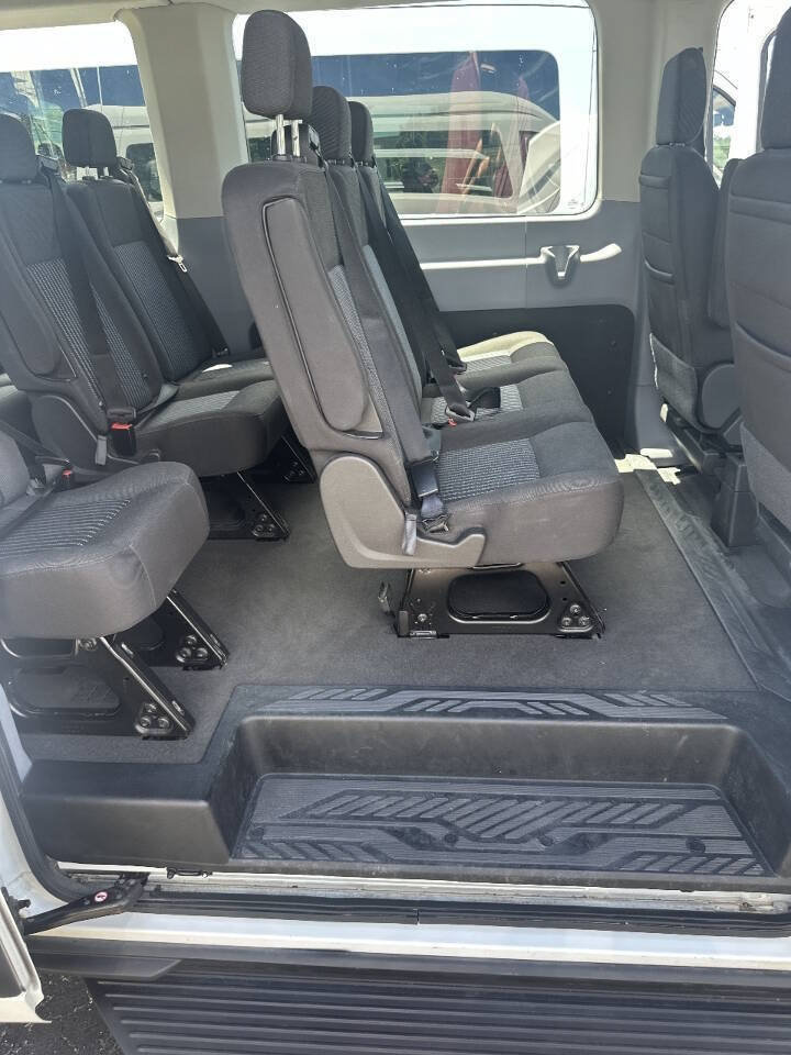 Used 2017 Ford Transit 350 XLT RWD image 10