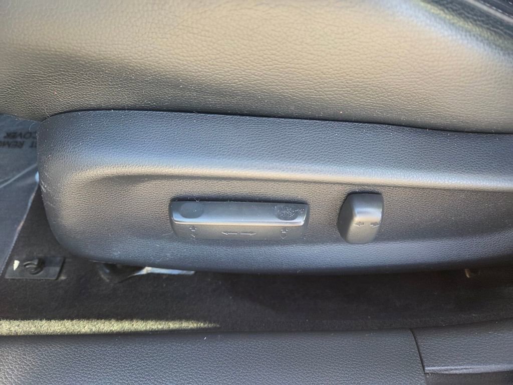 Used 2019 Honda Civic EX-L image 5