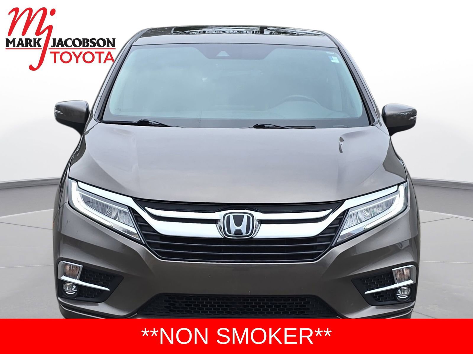 Used 2019 Honda Odyssey Touring image 2