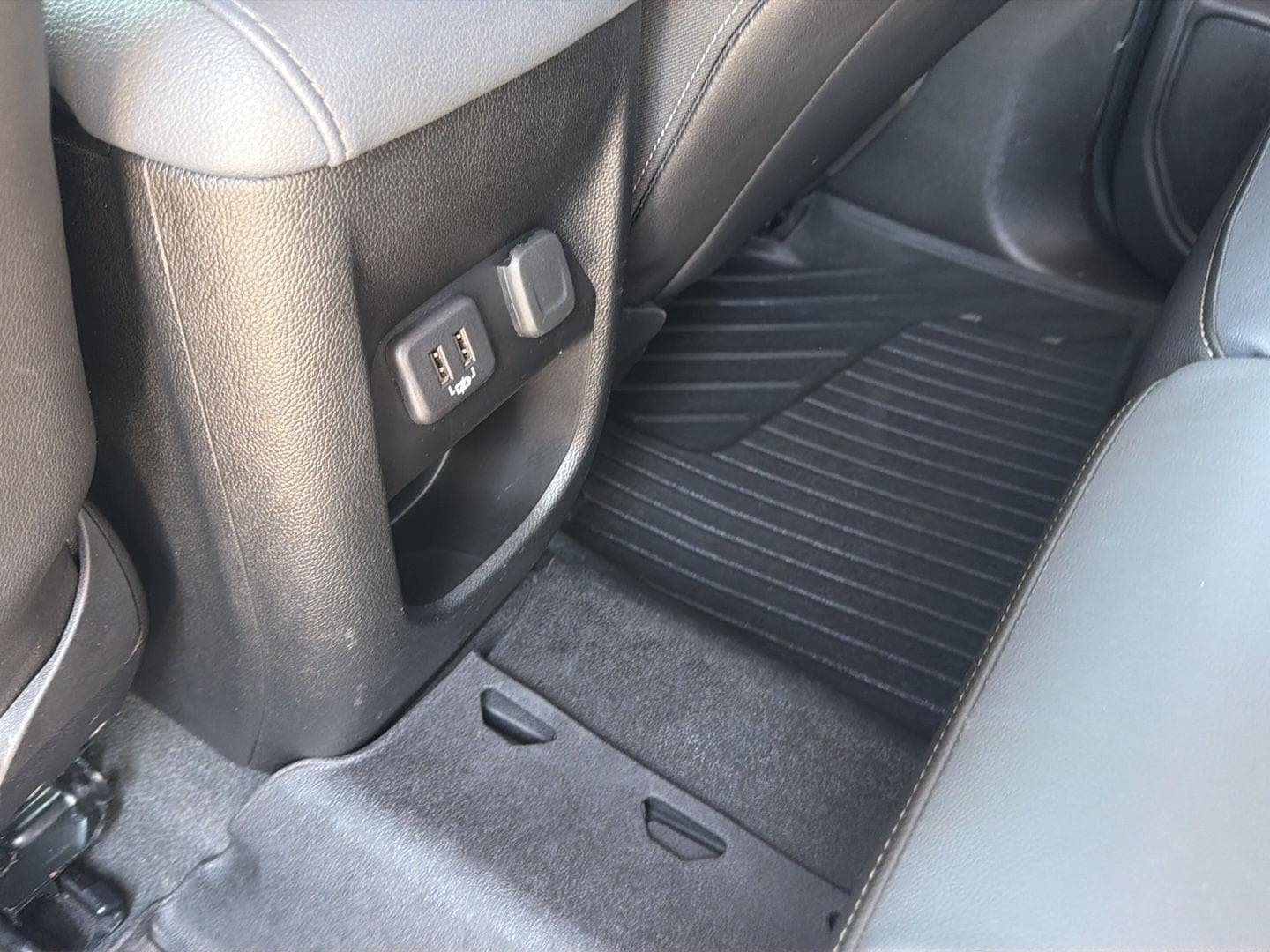 Used 2021 Chevrolet Colorado Z71 AWD/4WD image 25