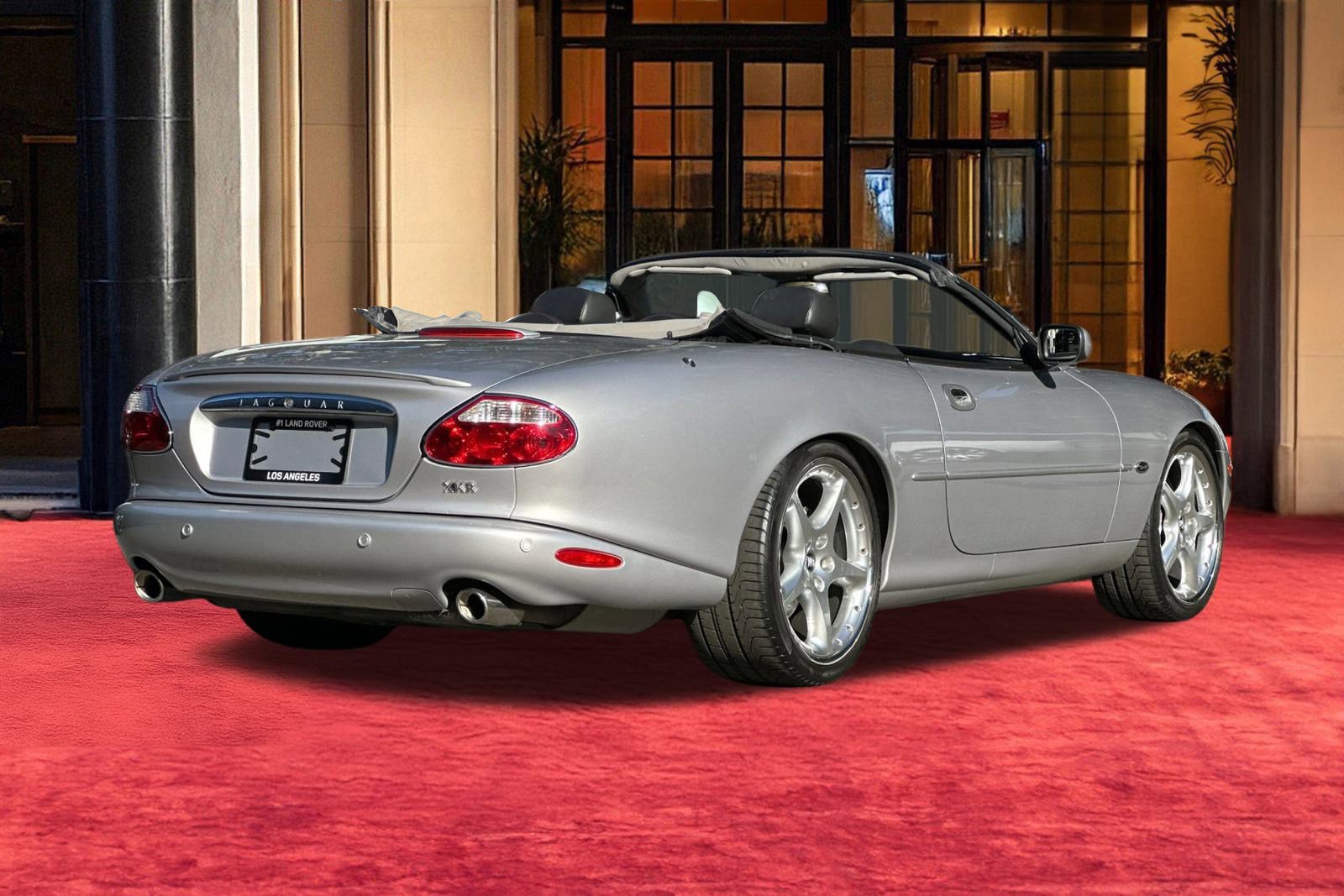 Used 2001 Jaguar XKR Convertible image 10