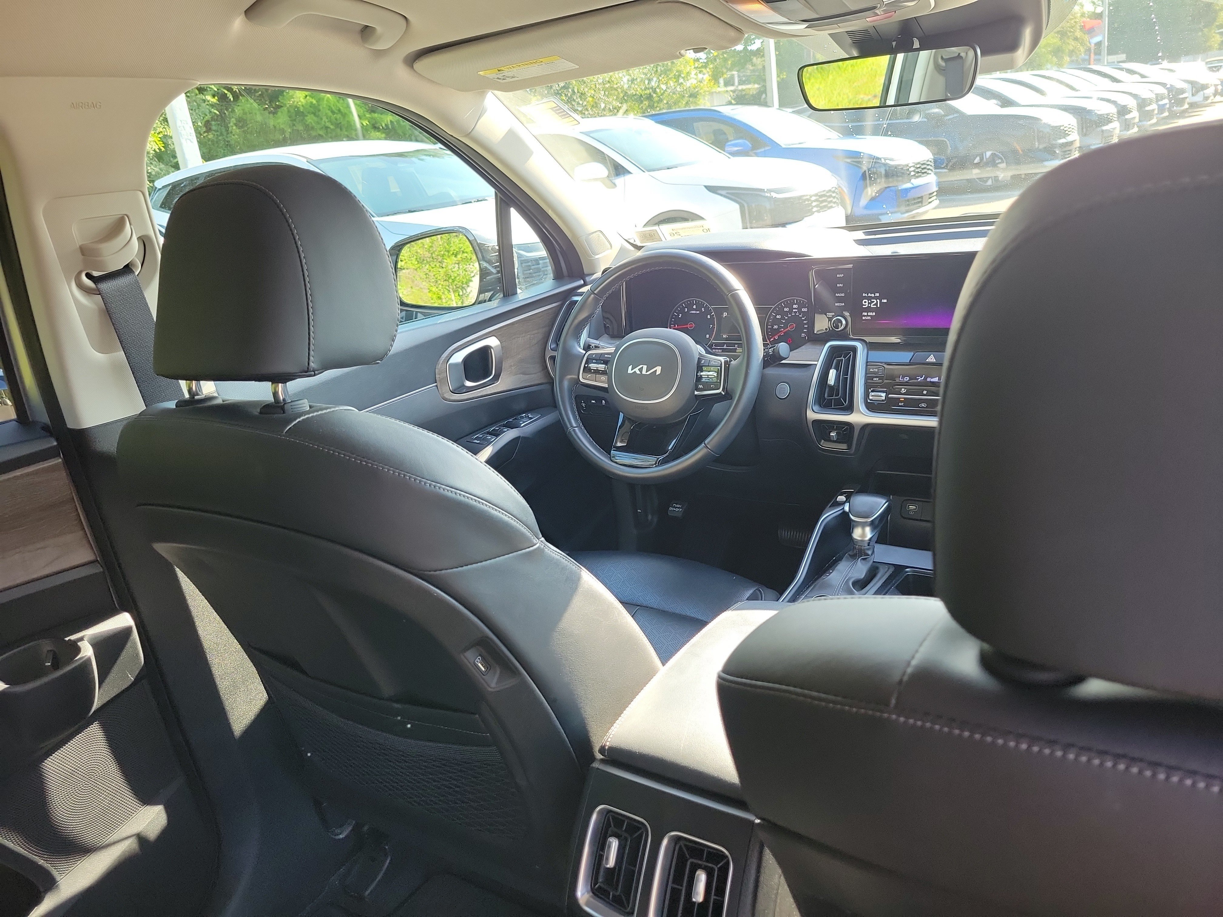 Certified 2022 Kia Sorento S AWD/4WD image 13
