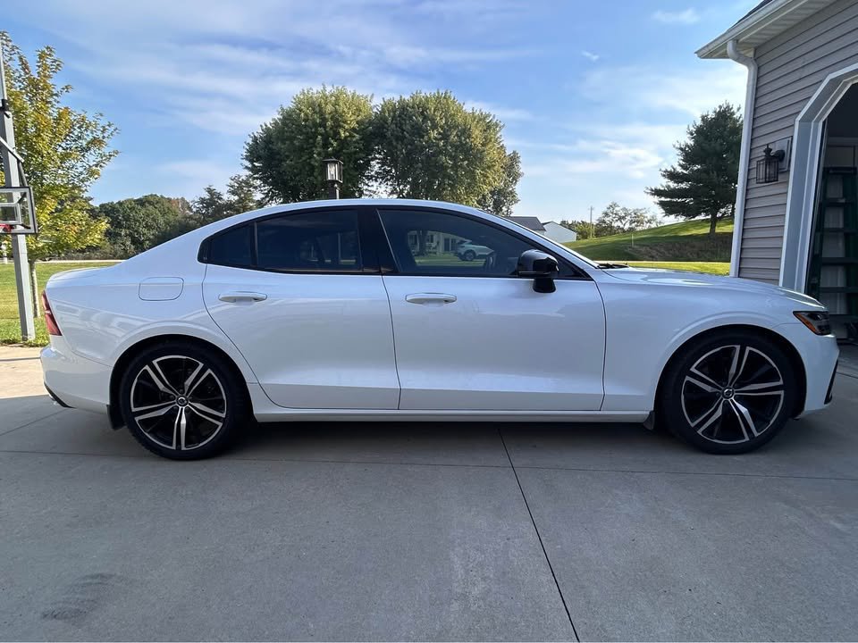 Used 2021 Volvo S60 T5 R-Design AWD/4WD image 12