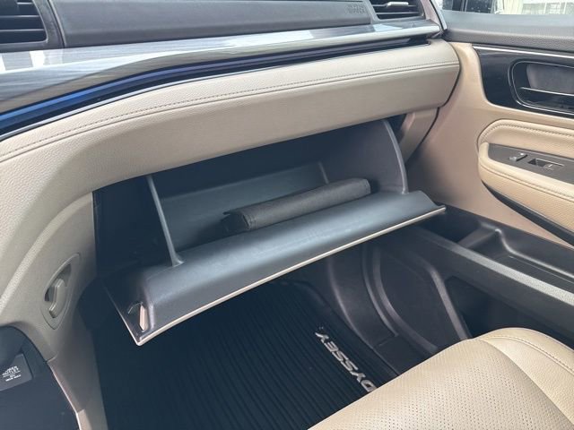 Used 2023 Honda Odyssey Elite image 23