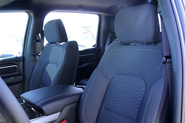 New 2026 RAM 1500 4x4 Crew Cab image 10