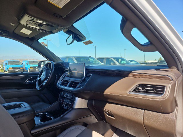 Used 2022 Chevrolet Tahoe Z71 w/ Luxury Package AWD/4WD image 28