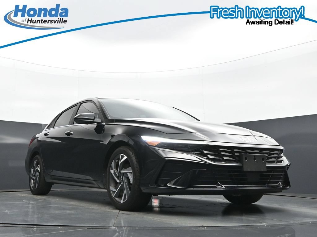 Used 2024 Hyundai Elantra SEL w/ Convenience Package FWD image 24