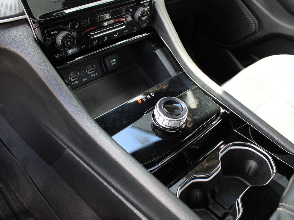 Certified 2023 Jeep Grand Cherokee L Laredo AWD/4WD image 22