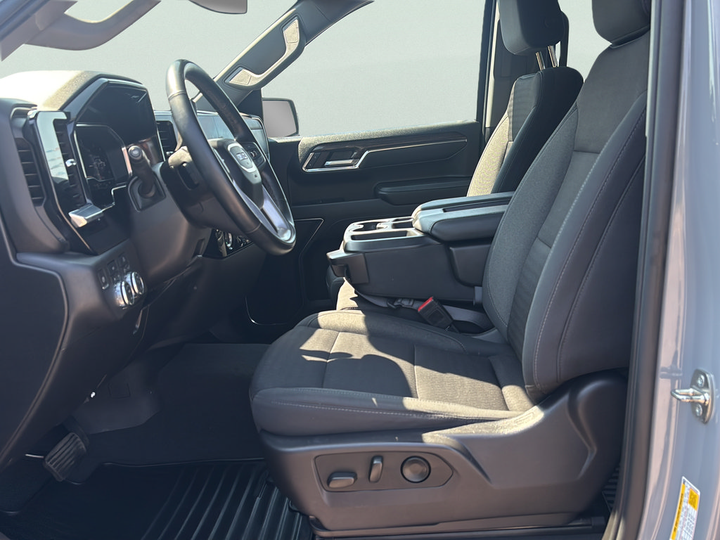 Used 2024 GMC Sierra 1500 Elevation AWD/4WD image 41