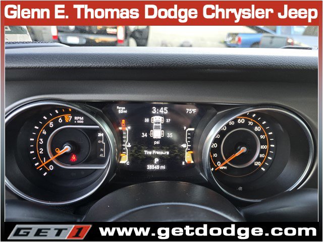 Certified 2022 Jeep Gladiator Willys image 15