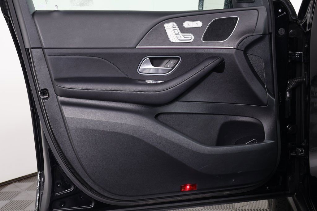 Certified 2024 Mercedes-Benz GLE 350 4MATIC w/ 3rd Row Seat Package image 13
