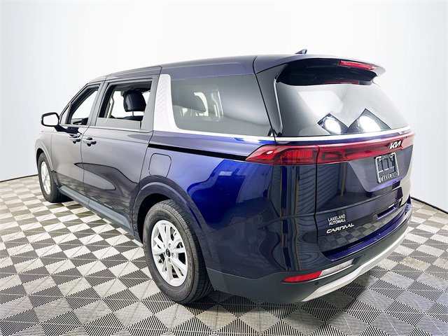 Used 2024 Kia Carnival LX image 5
