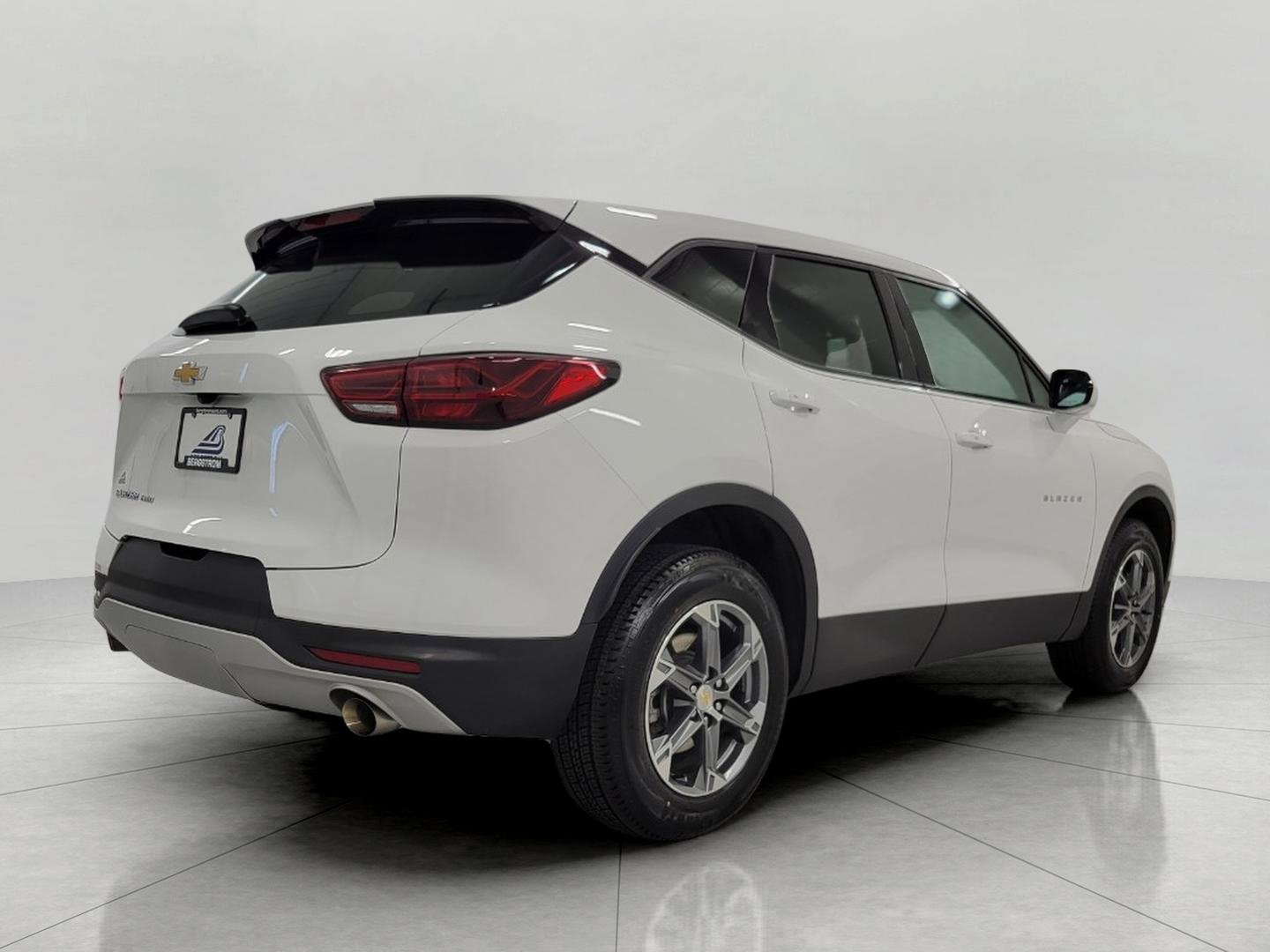 Used 2023 Chevrolet Blazer LT w/ LPO, Floor Liner Package AWD/4WD image 19