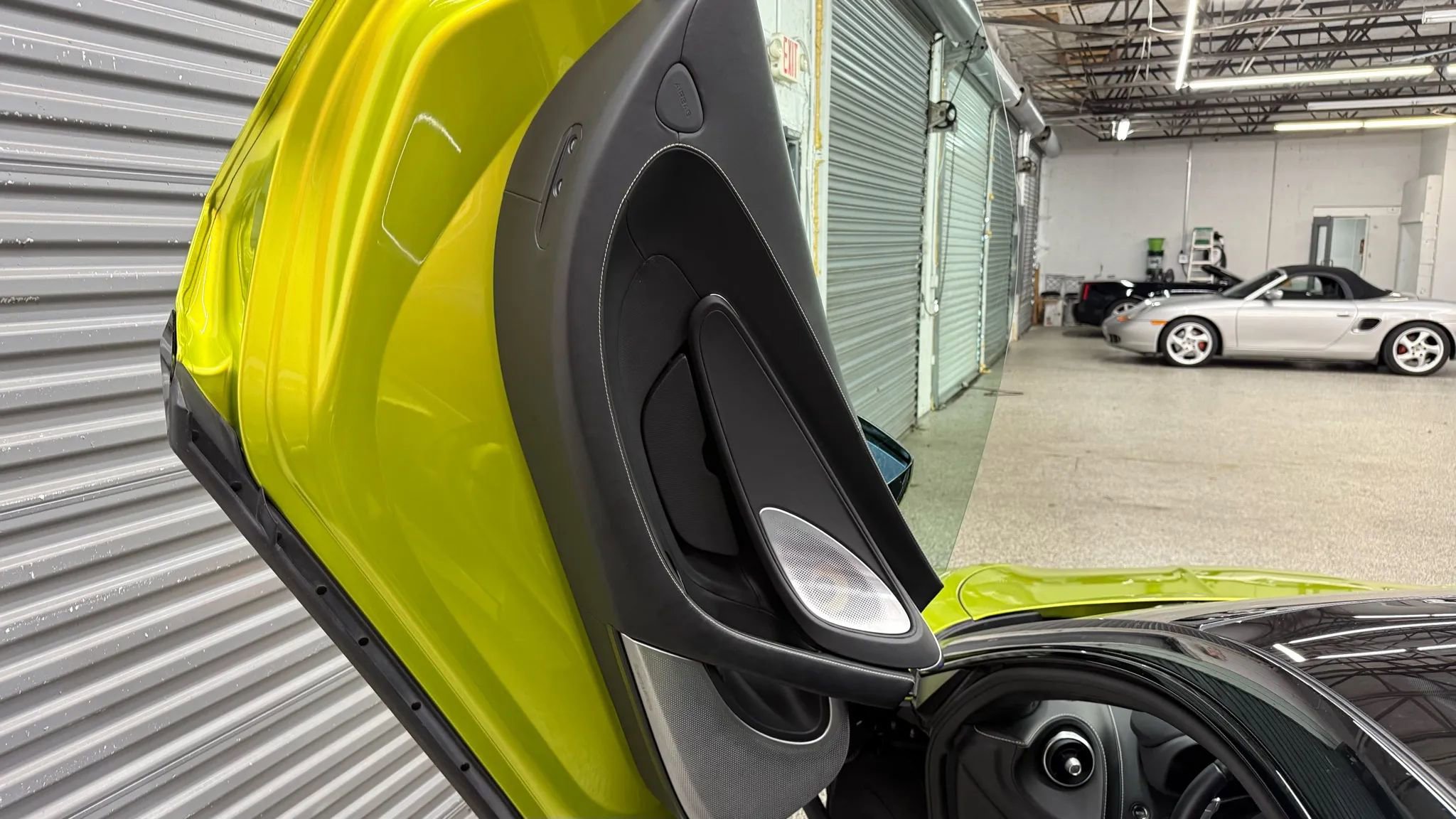 Used 2023 McLaren GT image 5