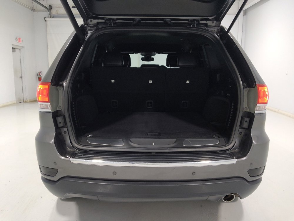 Used 2018 Jeep Grand Cherokee Limited image 29